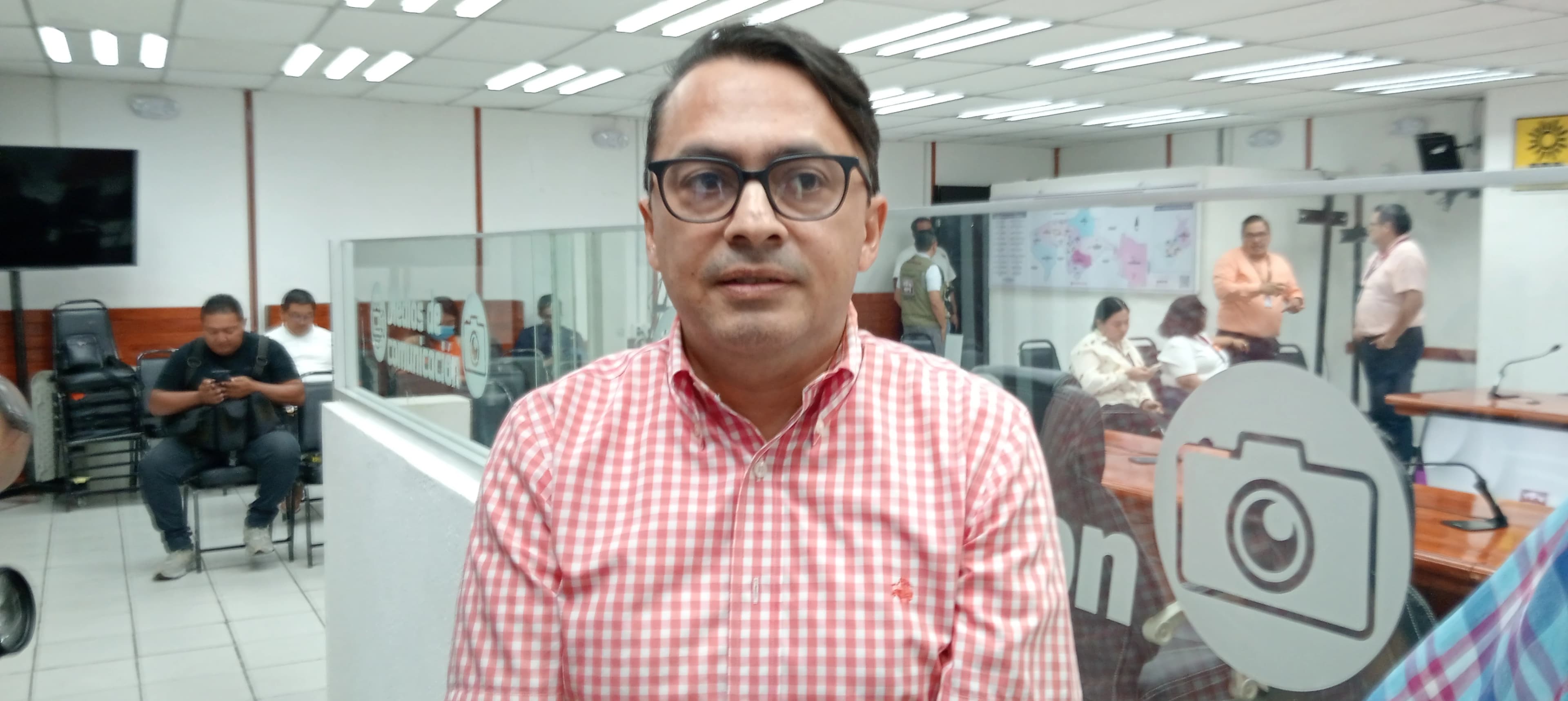 PAN presenta ante FGR denuncia contra Adán