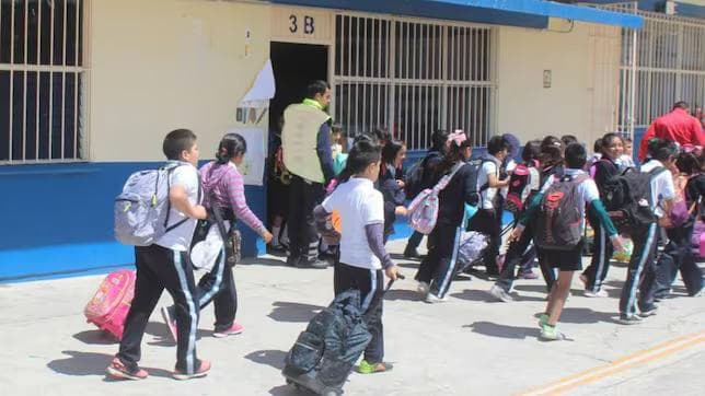 Inician clases casi 1.4 millones de estudiantes en Veracruz