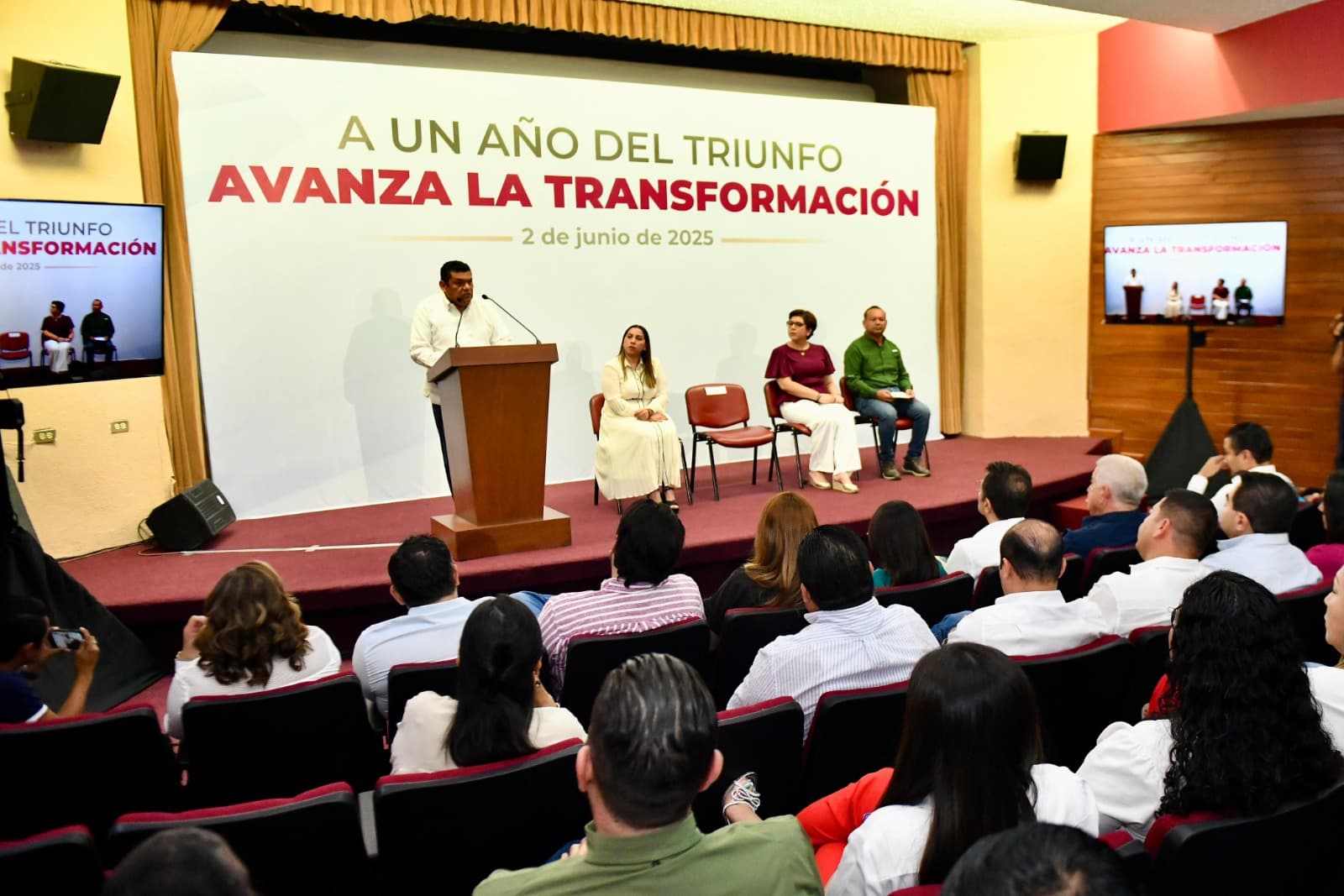 Celebran triunfo del 2 de junio sin pueblo y en 'petit comité' 
