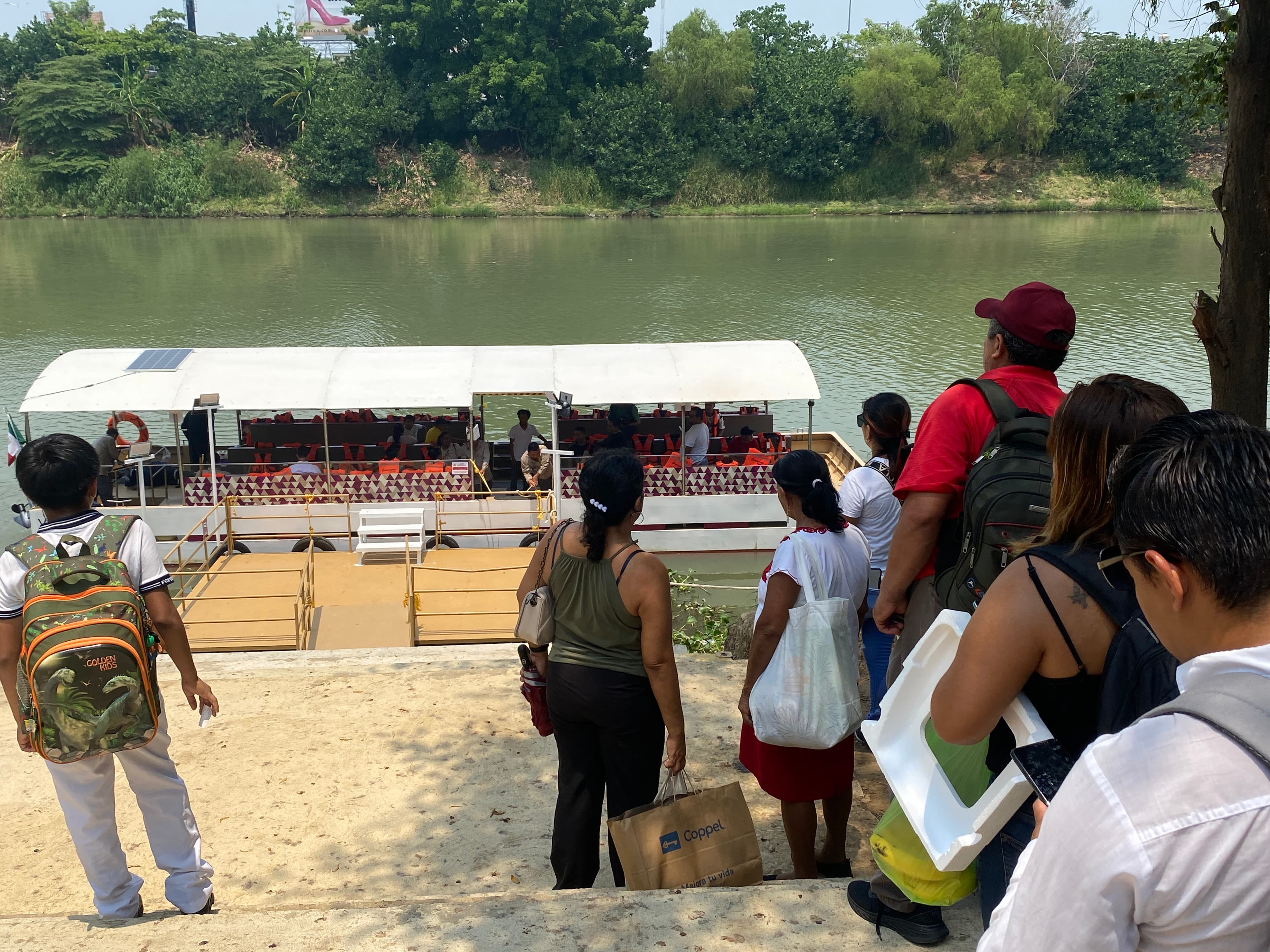 Abren servicio de lanchitas hacia La Manga