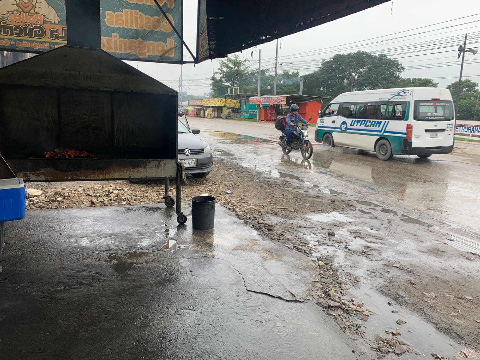 Fuga de agua representa grave peligro, en el Cedro