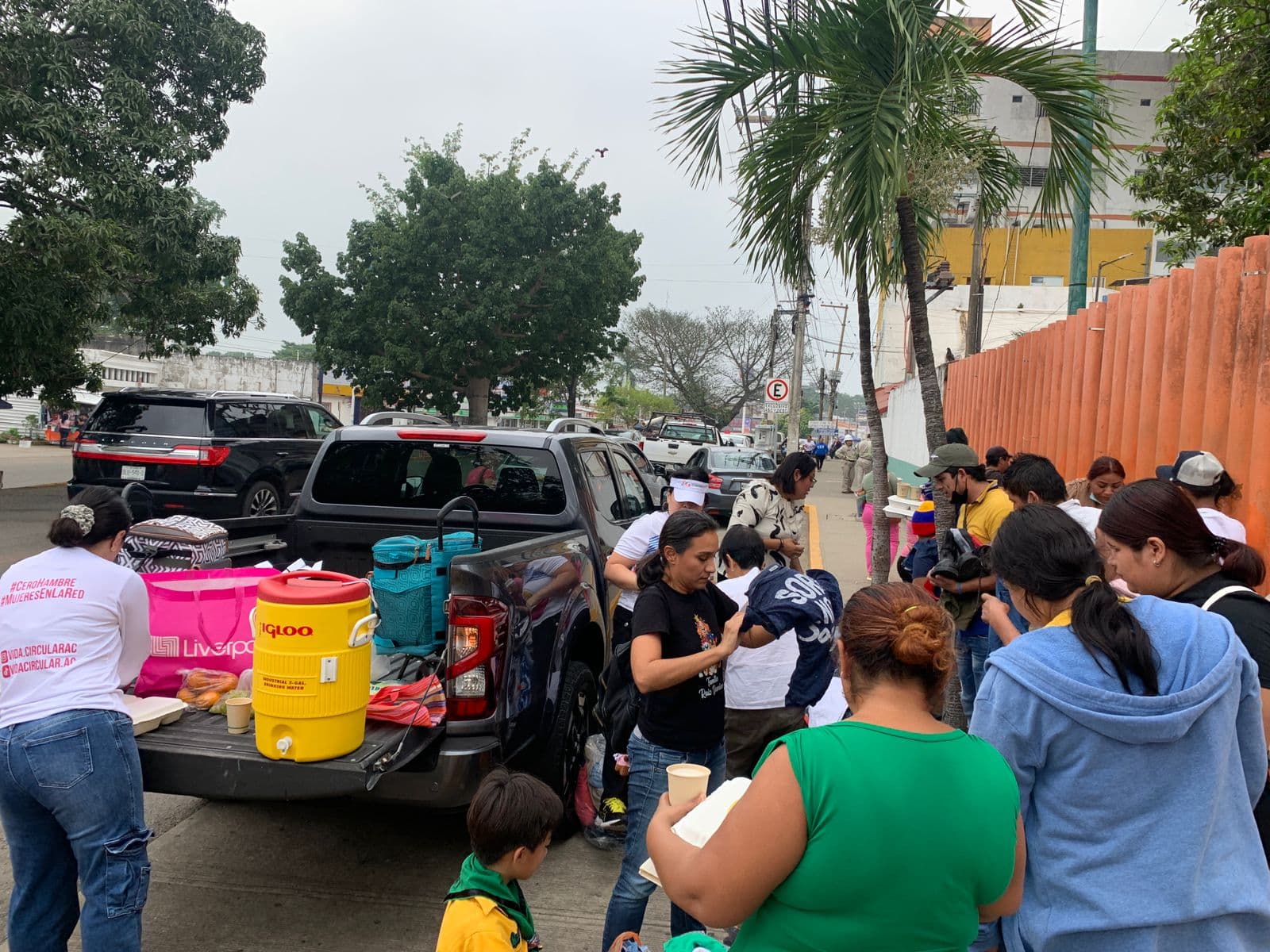 Proveen esperanza y fe en medio de dificultades