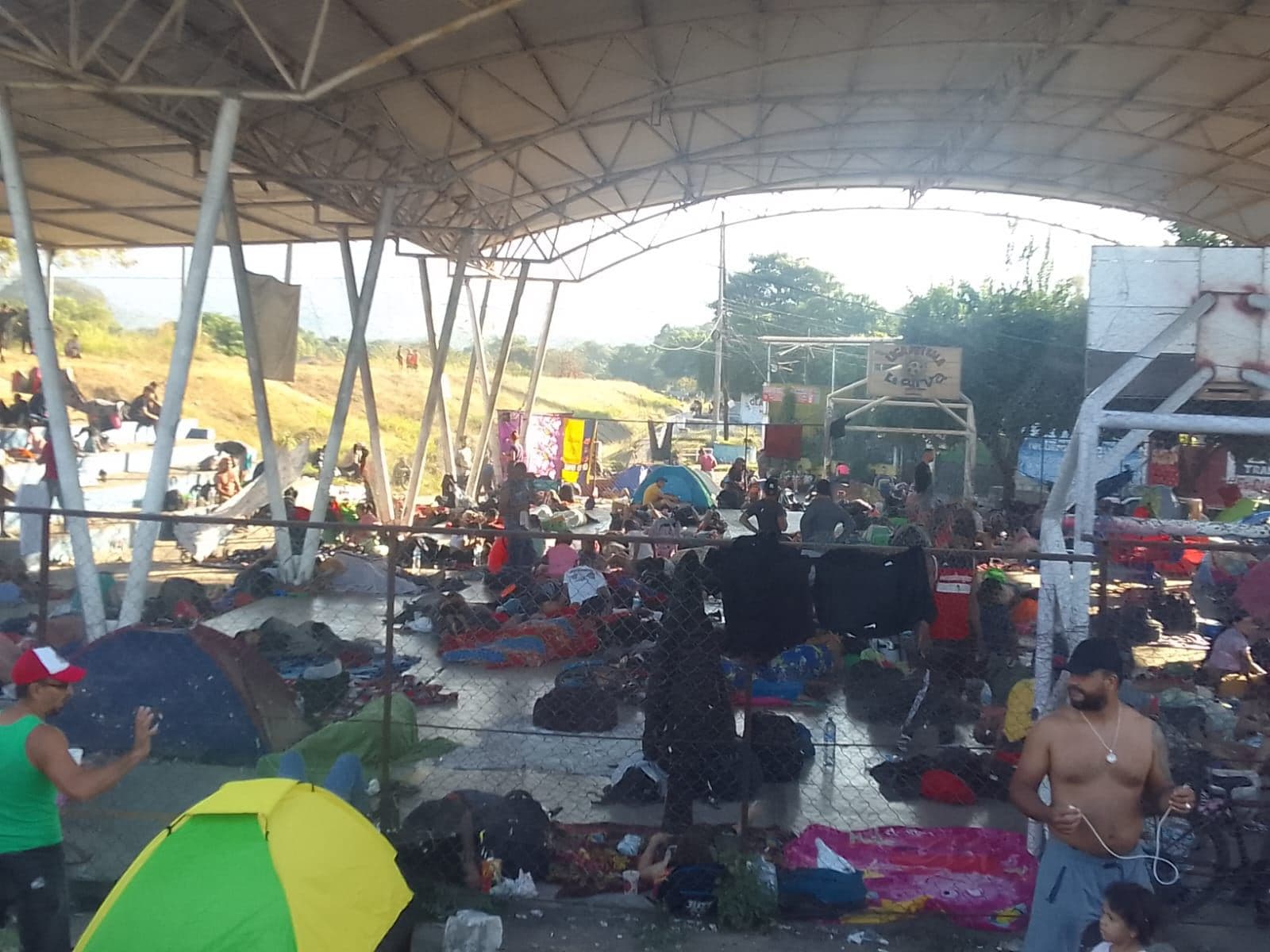 Quinta caravana migrante avanza en Chiapas