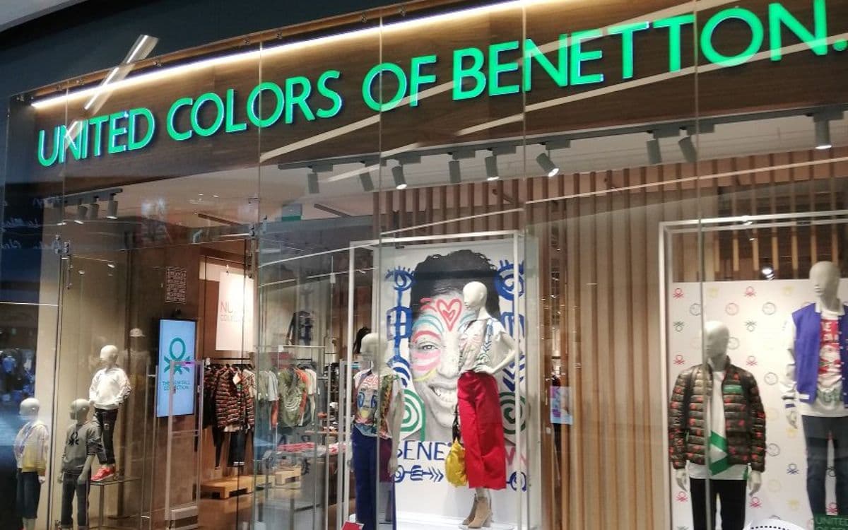 Benetton, gigante italiano de la moda, anuncia cierre de 400 tiendas