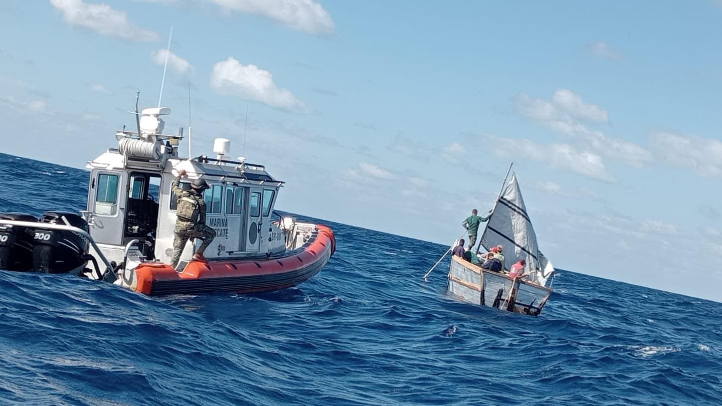 Rescatan a 7 balseros cubanos indocumentados