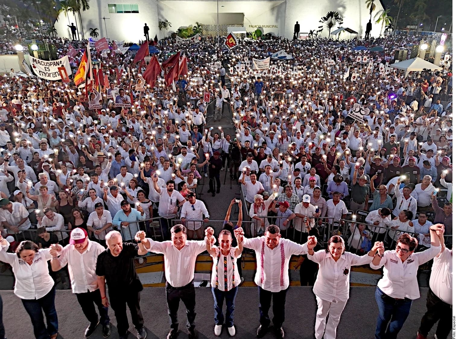 'Somos necios', dice Sheinbaum 