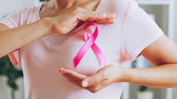 Desarrollan científicos de IPN revolucionario tratamiento contra cáncer de mama
