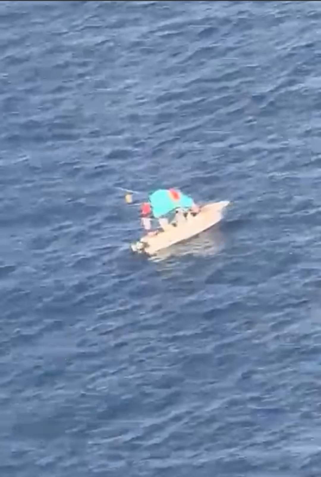 Rescatan pescadores desaparecidos mar de QRoo