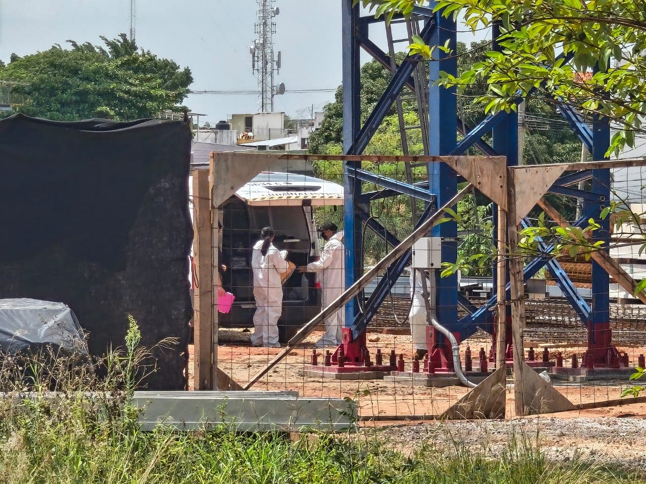 Obrero sufre accidente y pierde la vida tras caer de varios metros de altura en Villahermosa 