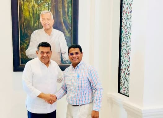 Hablan May y líder de Morena Tabasco de "programas sociales"