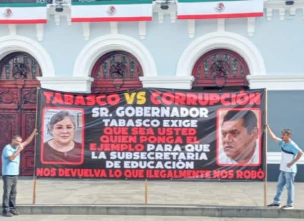 Involucran a subsecretaria de SETAB y hermano en venta de plazas