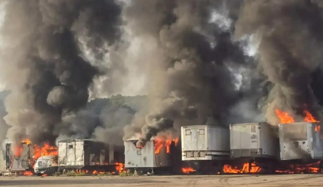 Se incendia complejo petroquímico ‘Pajaritos’ en Coatzacoalcos
