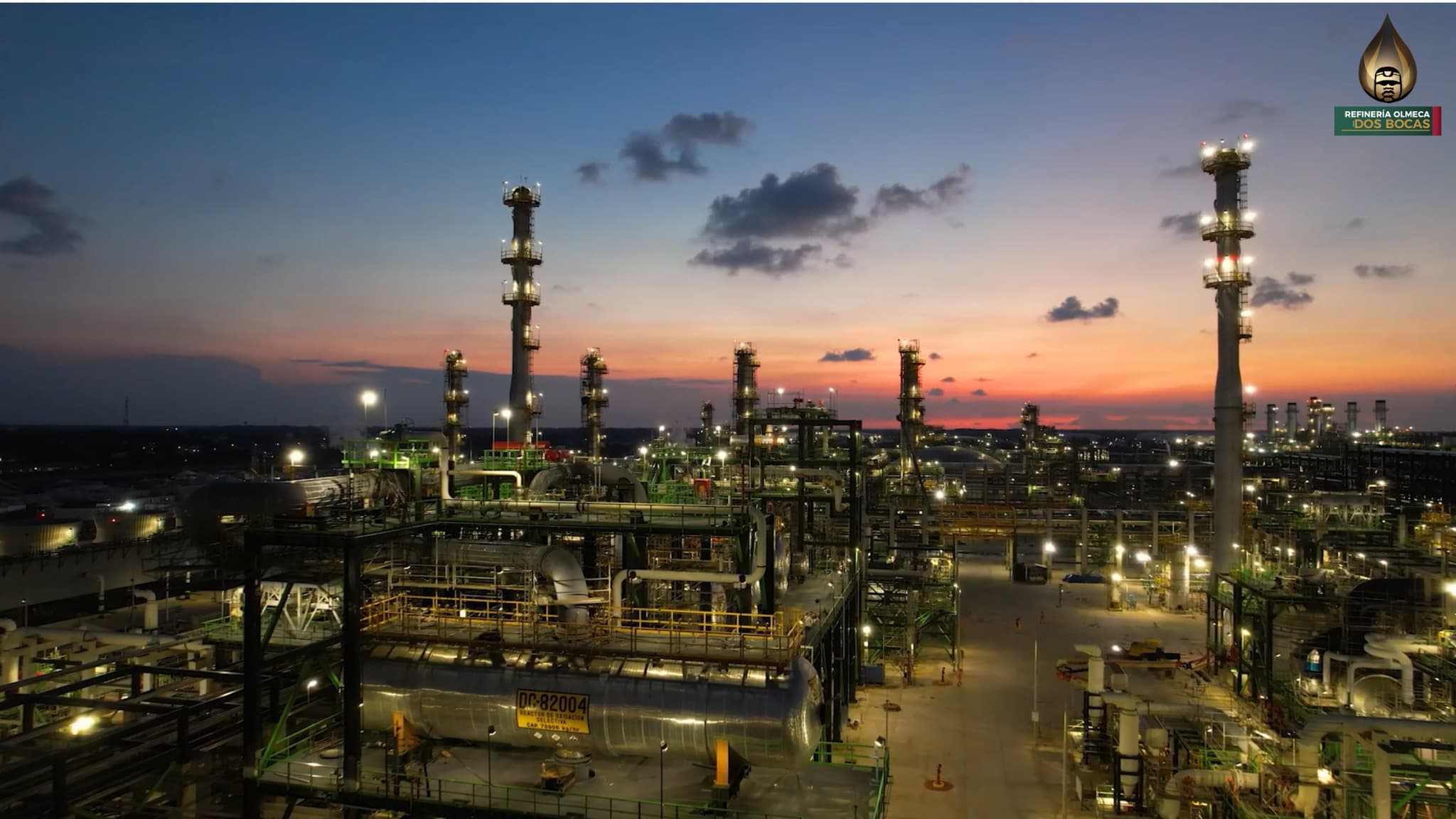 Sale primer embarque de combustible de refinería Olmeca