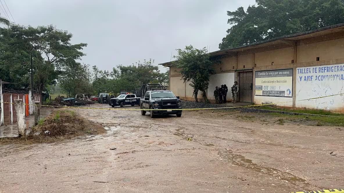 Asesinan a cuatro en chatarrera de Veracruz