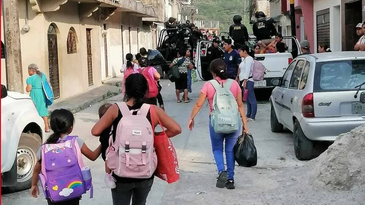 Desplazados por violencia regresan a sus casas en Tila