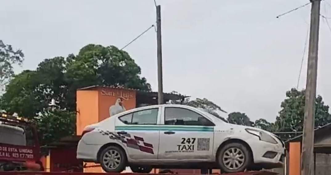 Le pidieron un viaje a Las Choapas terminó sin taxi