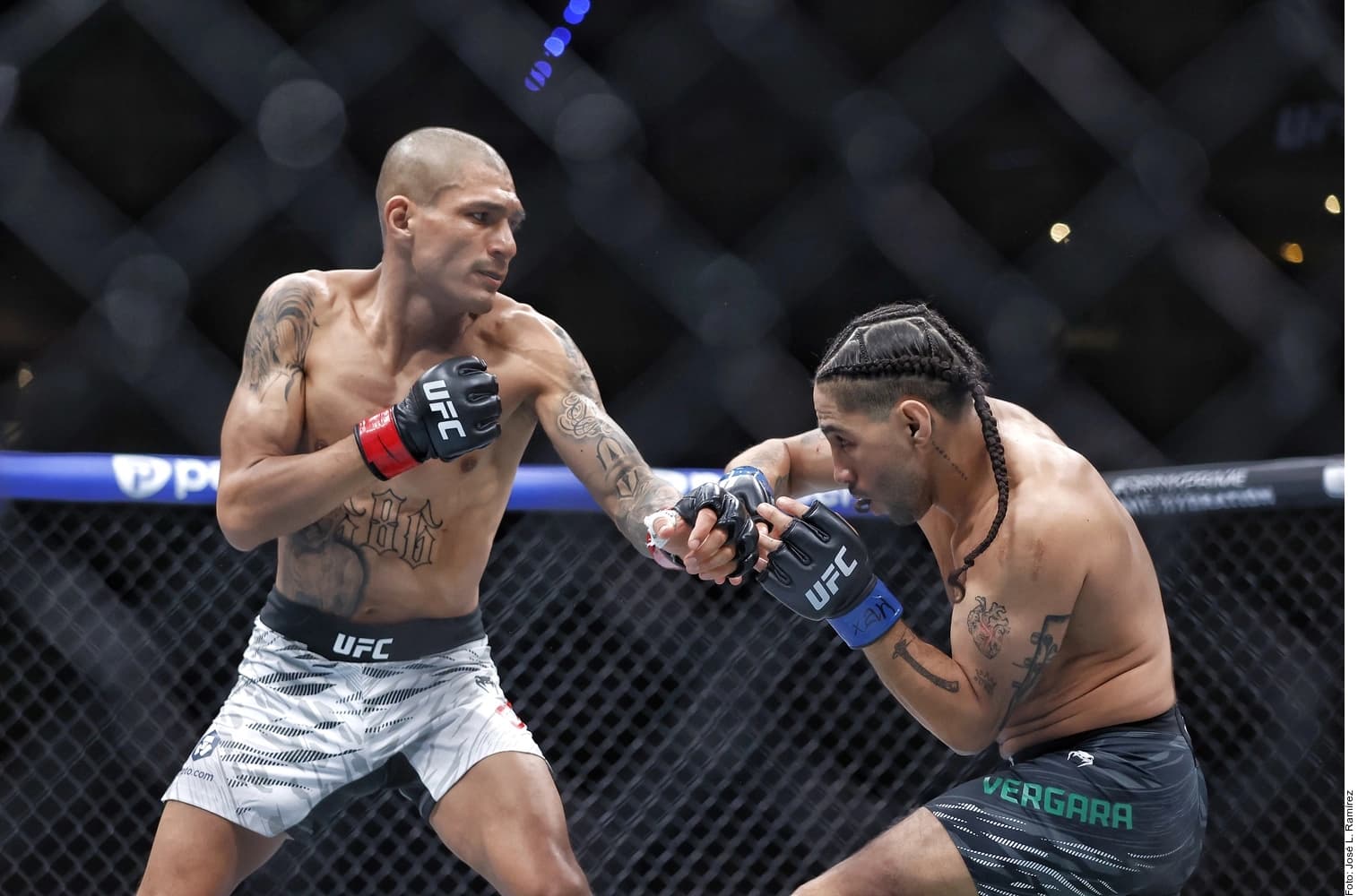 Noche mexicana en la UFC