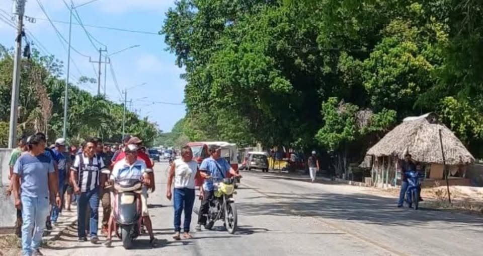 Pescadores protestan por ser excluidos de programas