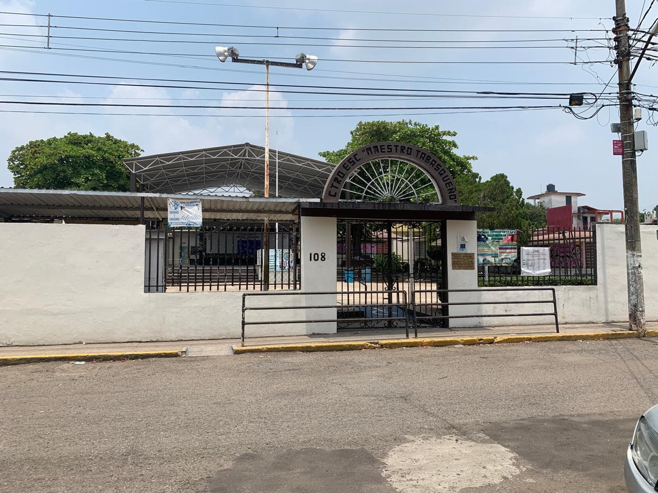 Arreglarán red eléctrica, tras incendio de medidor en primaria 