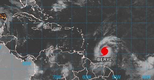 Beryl ya es huracán categoría 3 