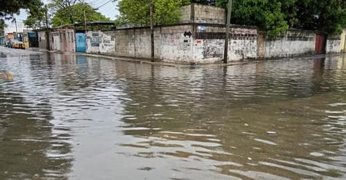 Crecen municipios afectados por lluvias en Campeche