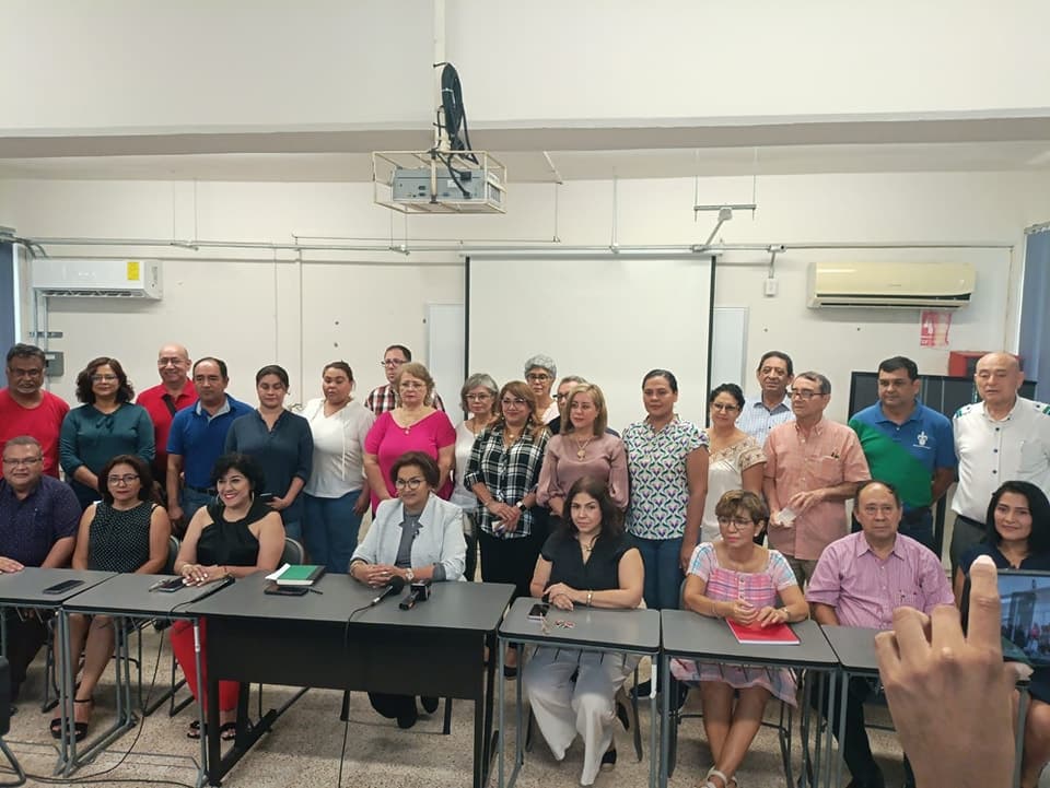 Se inconforman maestros de Universidad Veracruzana