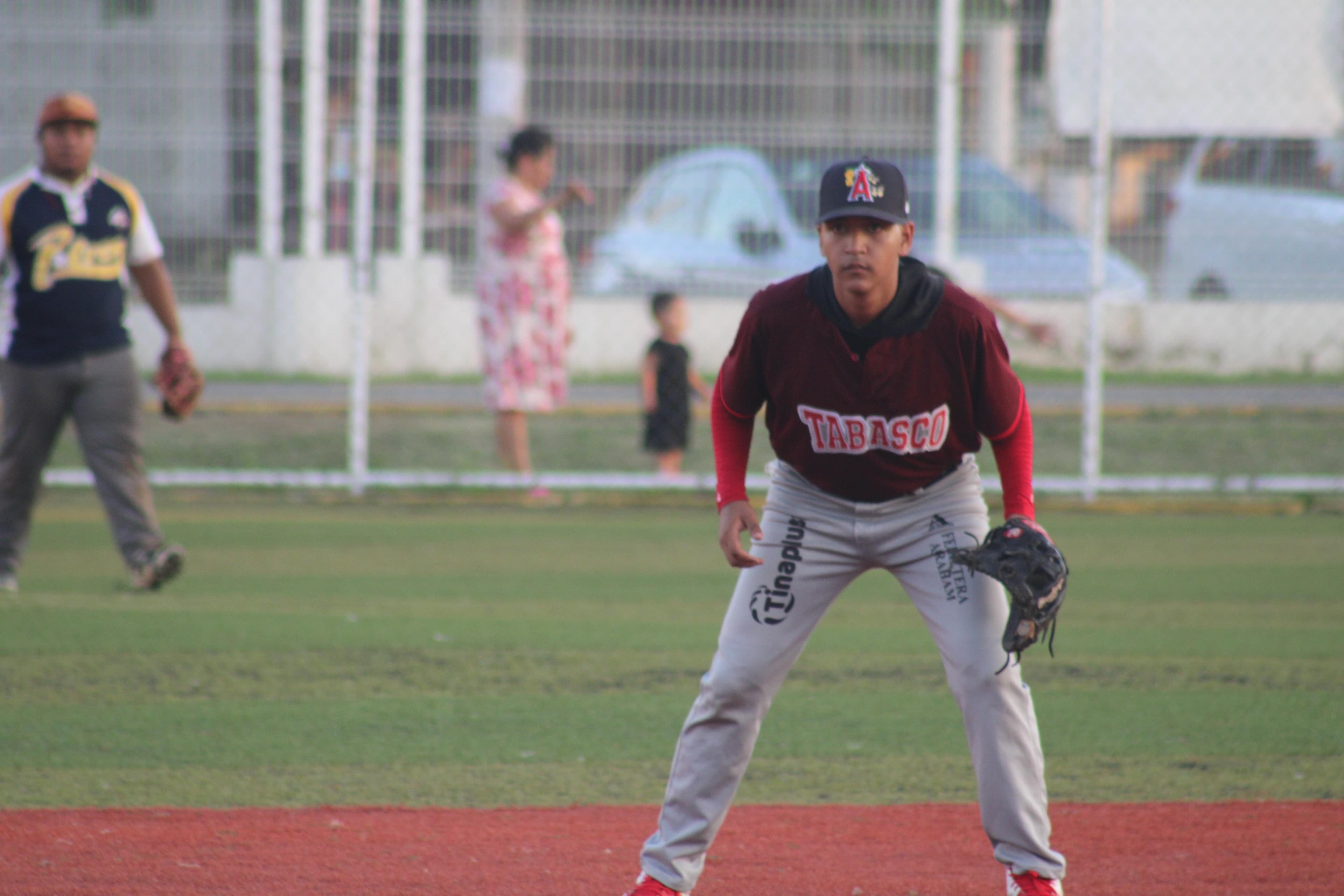 Prepara Tabasco a softbolistas para juegos CONADE 2025