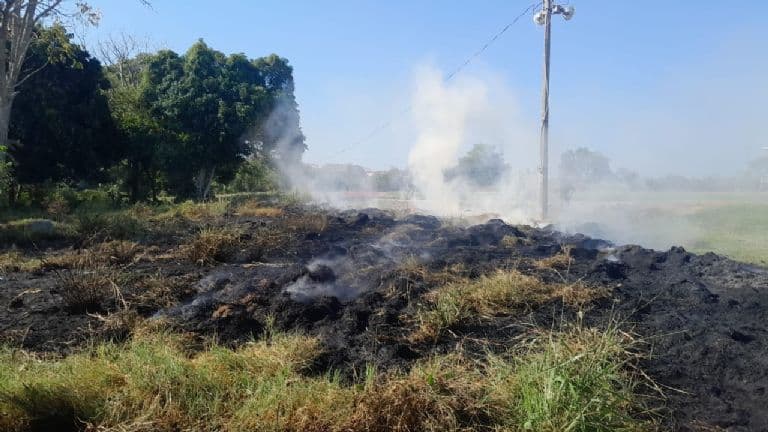 Controlan incendio en Escárcega 