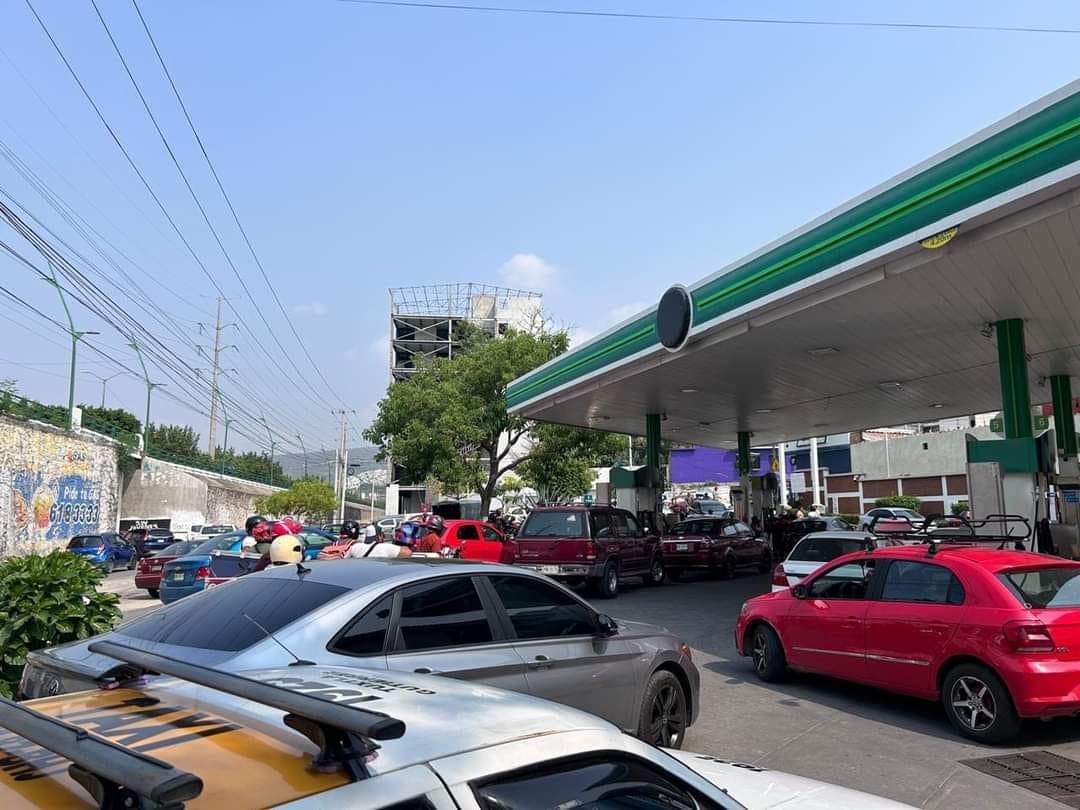 CNTE paraliza más de 9 municipios por combustible en Chiapas