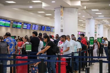 ImagenAumentan turistas internacionales en Quintana Roo
