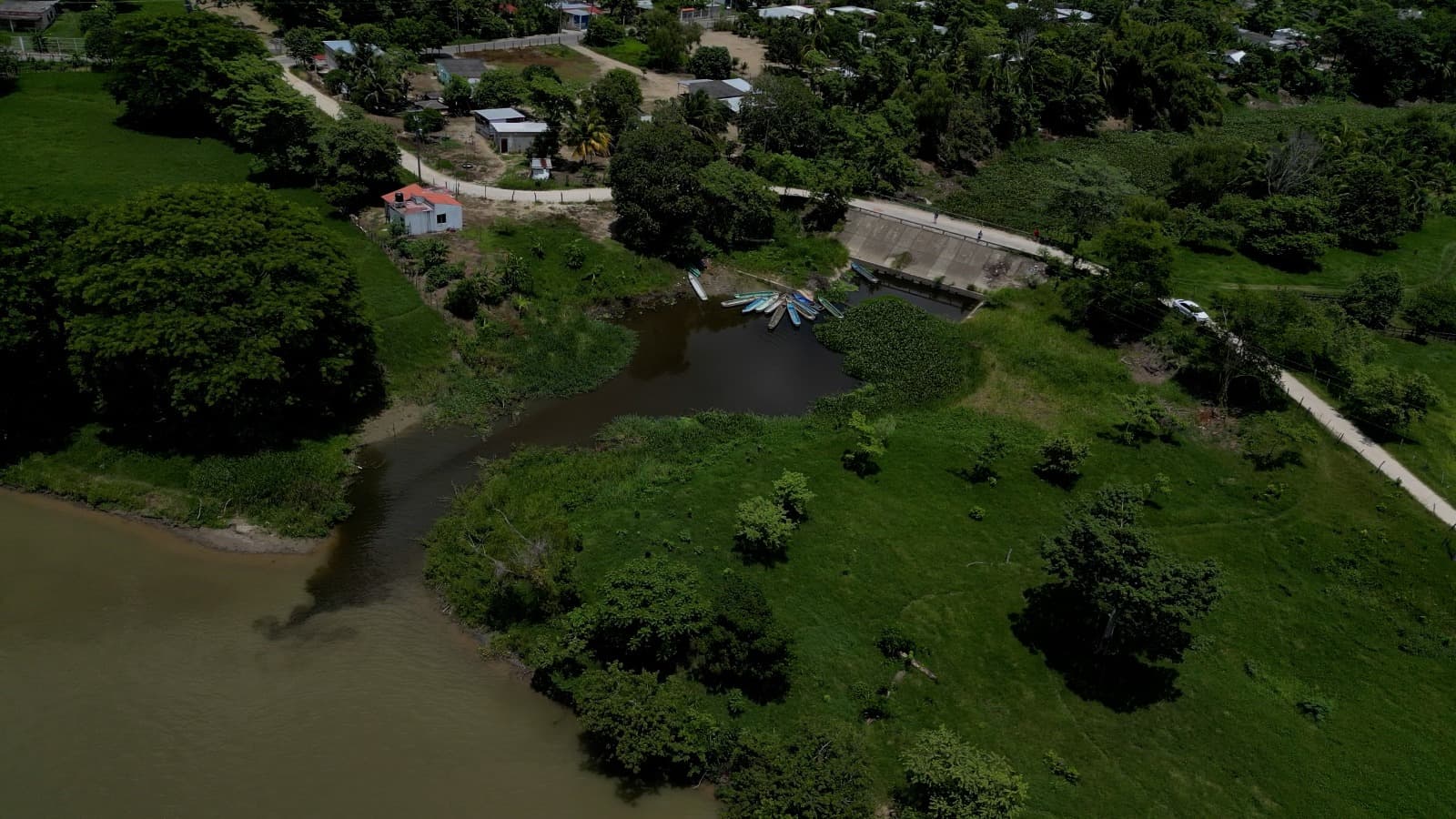 Se extiende contaminación de empresa en río de Nacajuca 