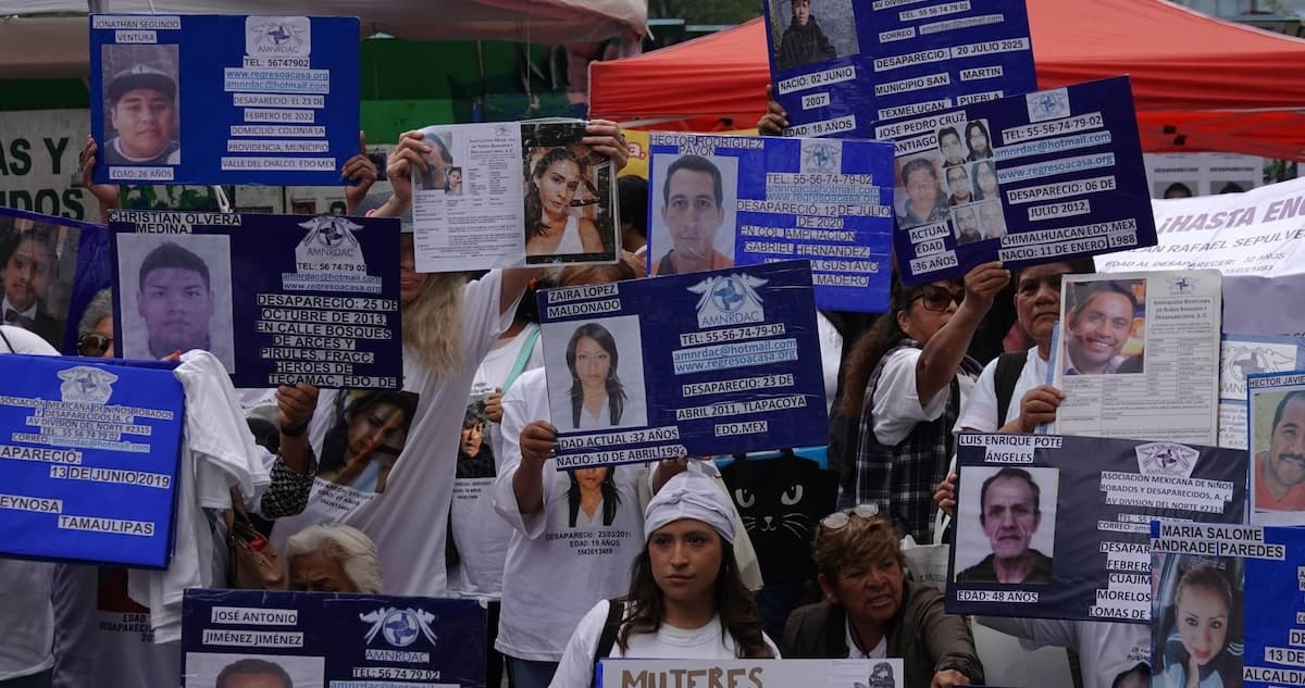Marchan por desaparecidos en México, van 130 mil 