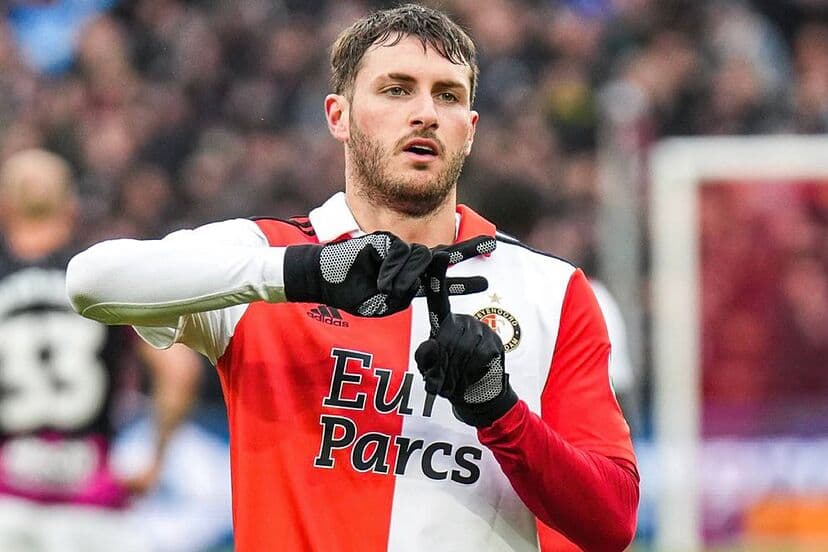 Santi es 'Rossoneri'; Milán oficializa llegada del 'Bebote' 