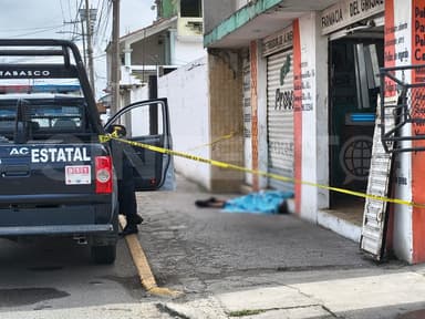 ImagenDe causas naturales mueren hombre y mujer en colonias de Centro
