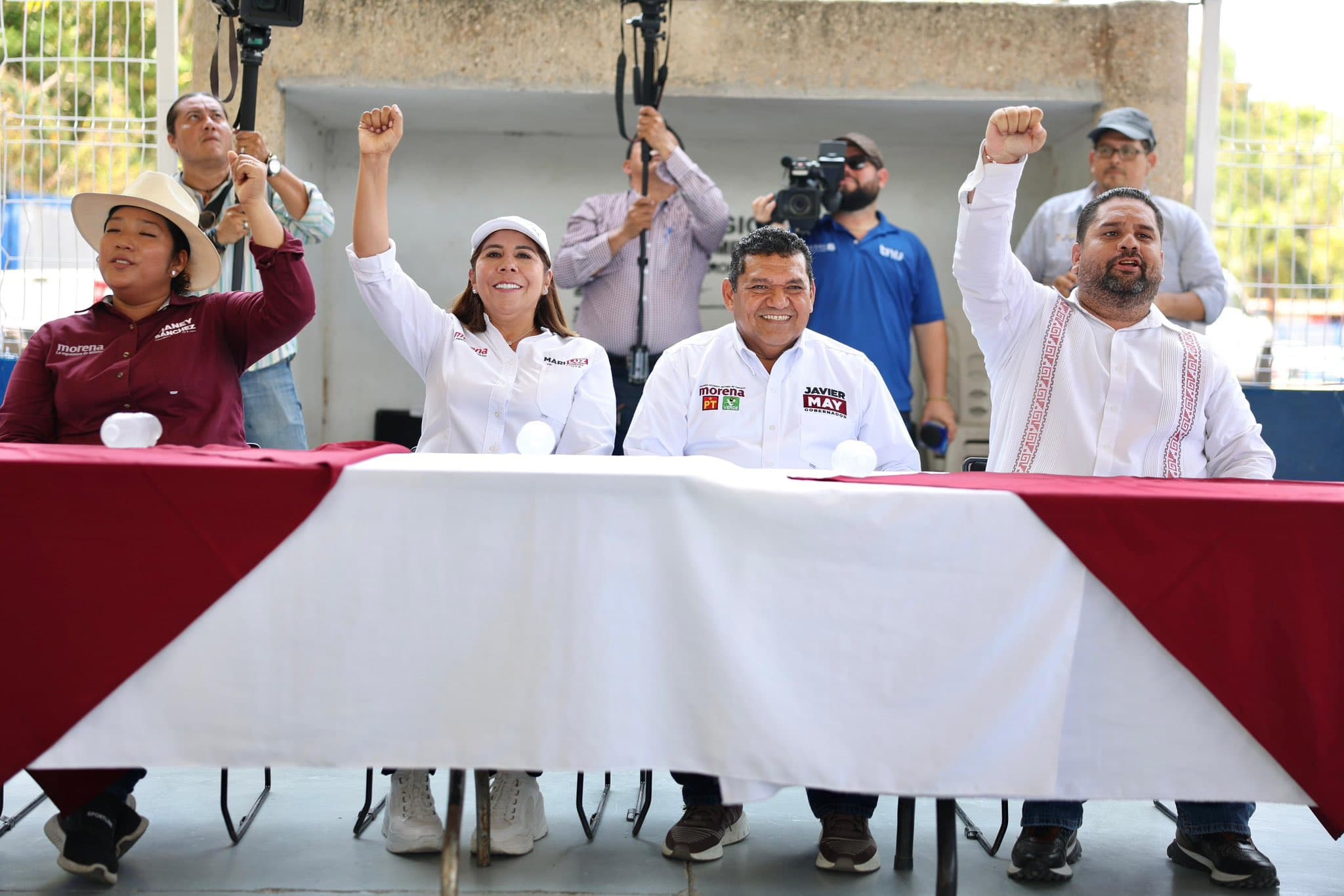 Tendrá Javier May 17 cierres de campaña, uno por municipio 