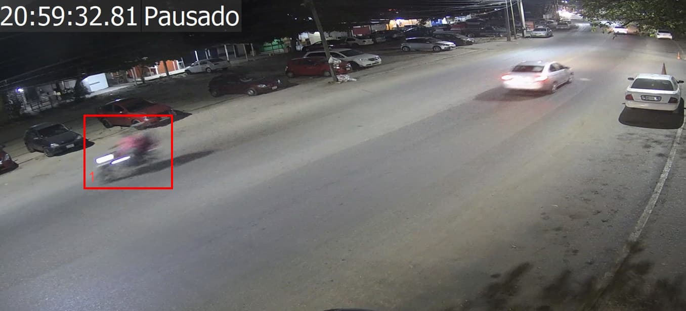 Incendian vehículos en SSPC