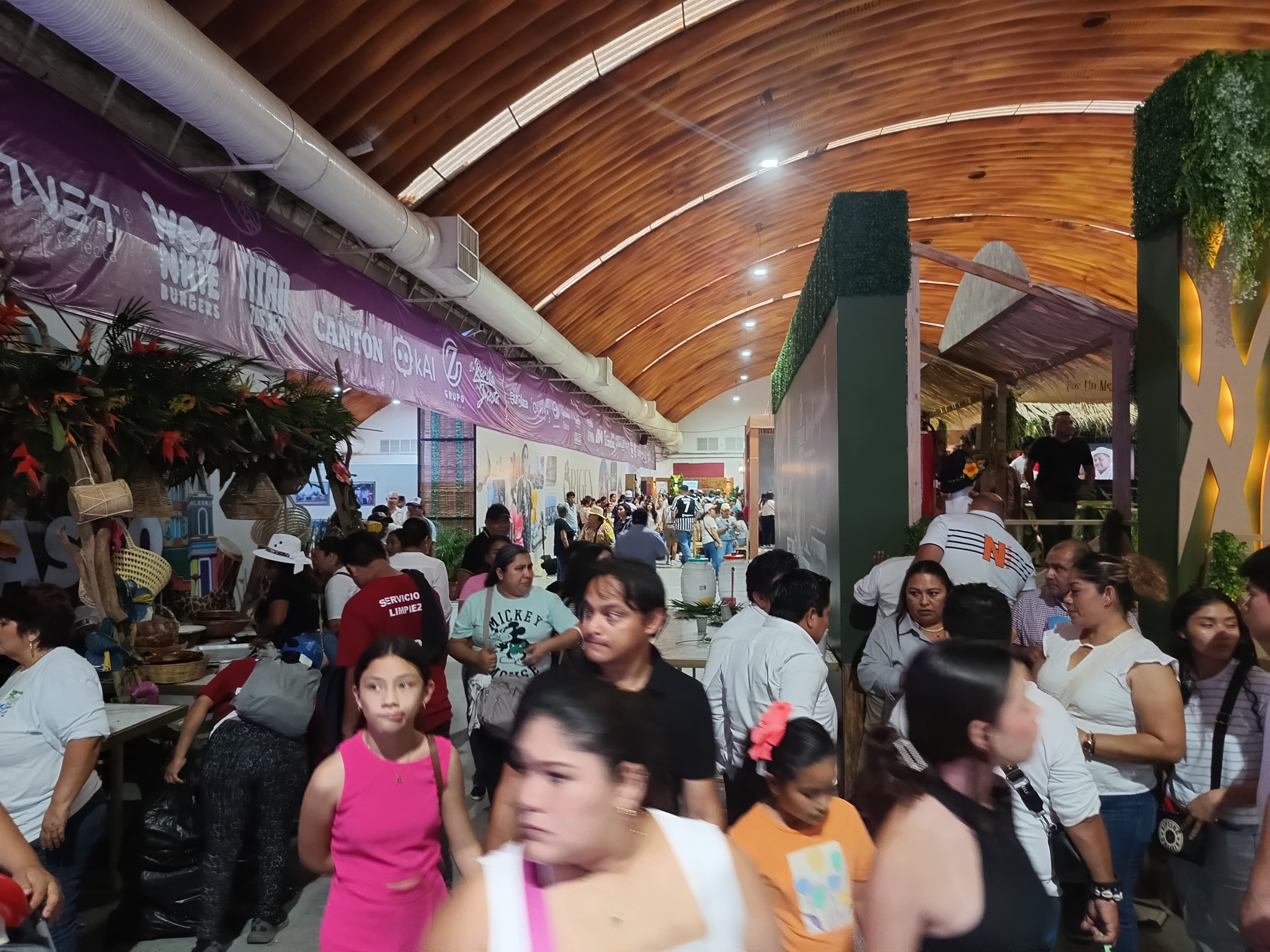 Registra Feria cinco hospitalizados en dos dias 