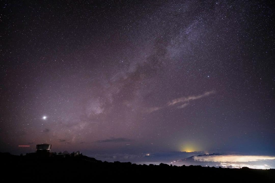 Astrónomos rastrean objeto que se aproxima a la Tierra
