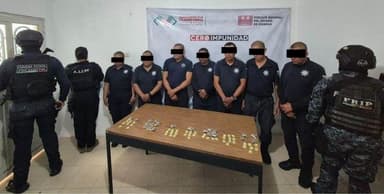 ImagenDetienen a siete policías municipales en Frontera Comalapa