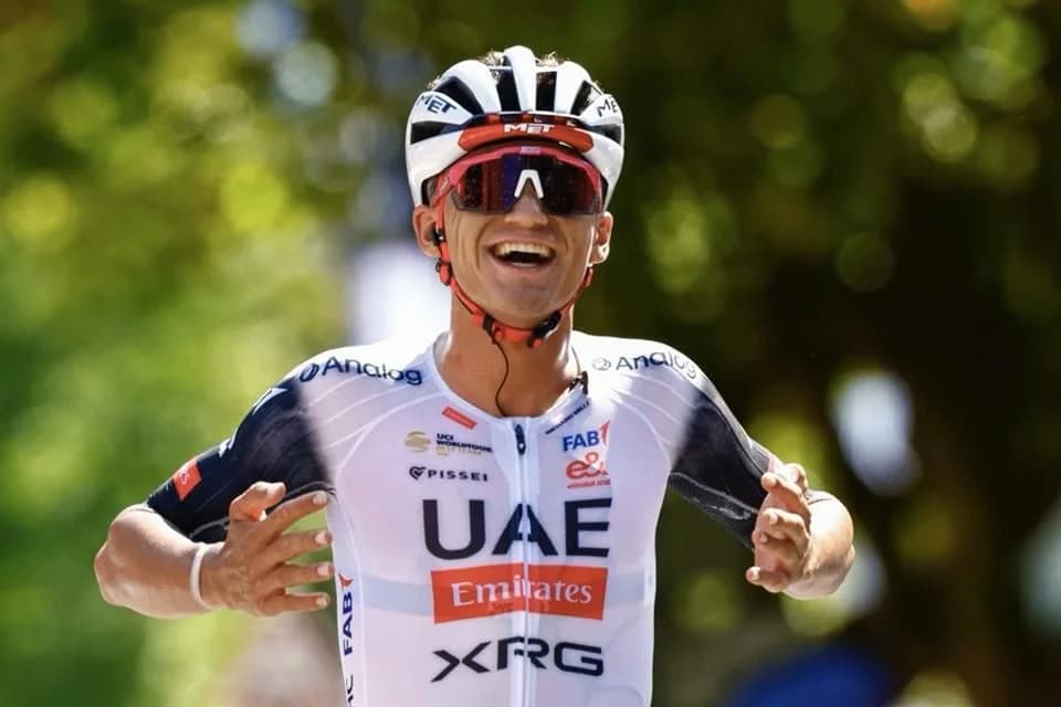 Gana Isaac del Toro el Circuito de Getxo, en España
