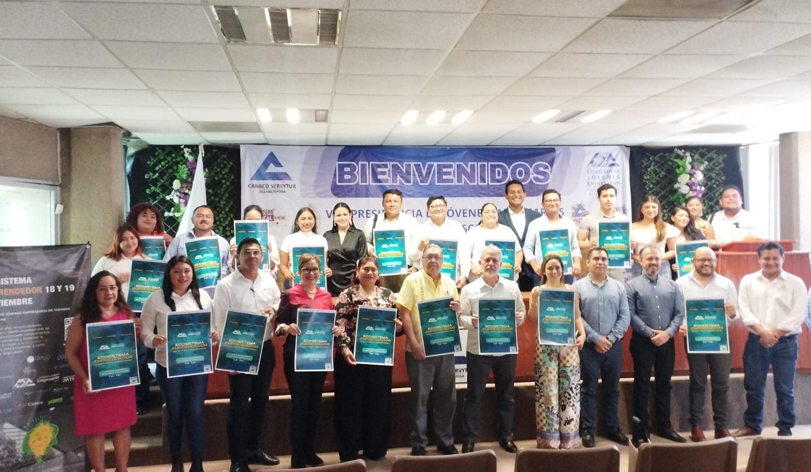 Presentan jóvenes Ecosistema Emprendedor 