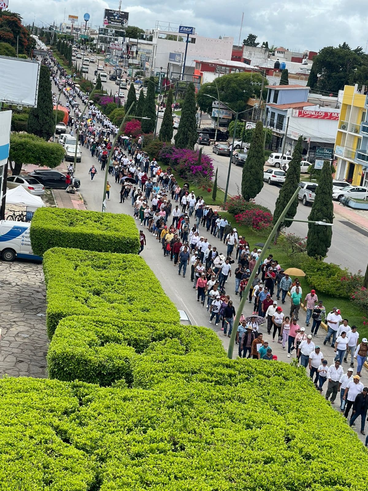 Organizaciones civiles marchan por la paz en Comitán
