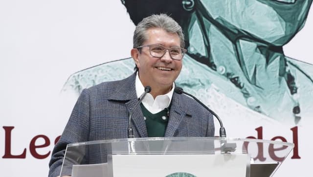 Defiende Monreal trabajo de hija de Secretaria de Gobernación