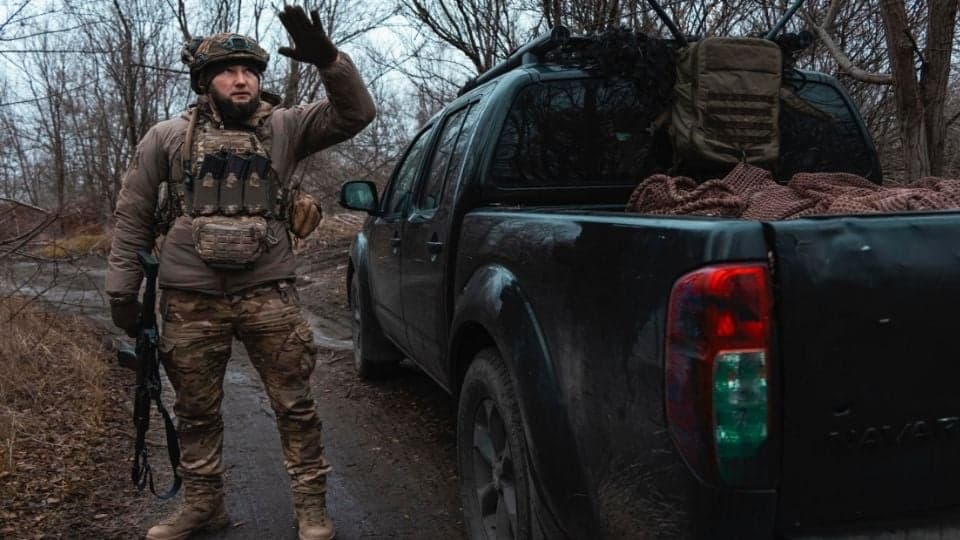 Tras humillar a Zelenski,Trump suspende ayuda militar a Ucrania 