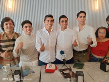ImagenJóvenes veracruzanos buscan rescatar al PRI
