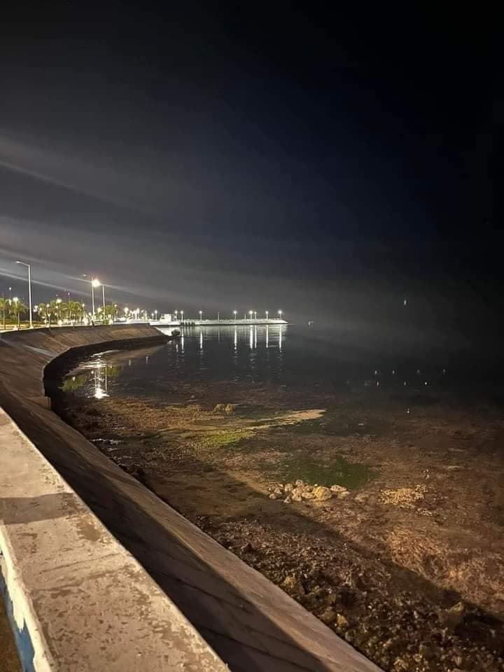 Se aleja el mar de Campeche 