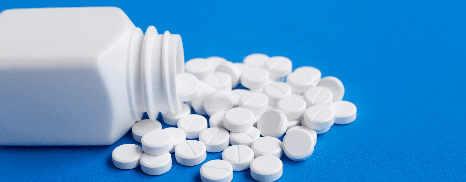 Muere niño en Cuba por consumo de Paracetamol vencido 