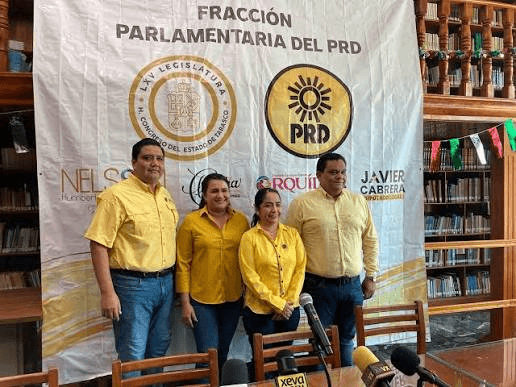 Renueva PRD líderazgo parlamentario en Tabasco 