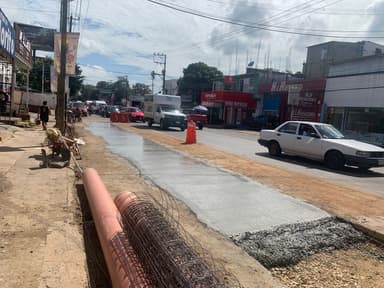 ImagenReparan por quinta vez, calle colapsada en Primero de Mayo