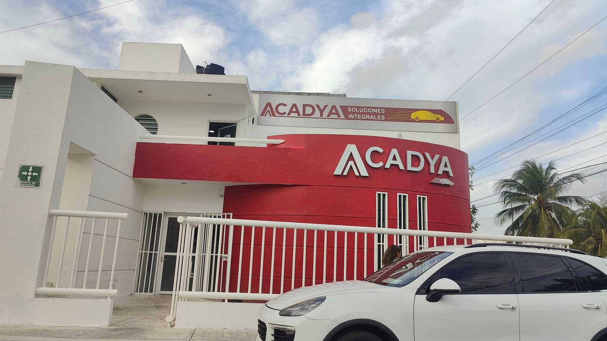 Financiera Acadya acusada de fraude